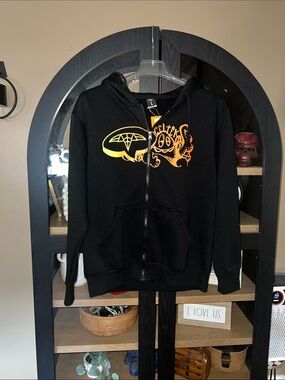 Men’s Celtek Black Hoodie with Orange Graphic NWT L